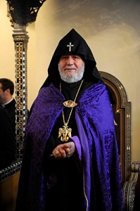 Католикос Всех Армян отправится на Украину