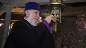 Католикос Всех Армян посетил боевые позиции