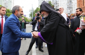 Премьер-министр Армении посетил московский храмовый комплекс ААЦ